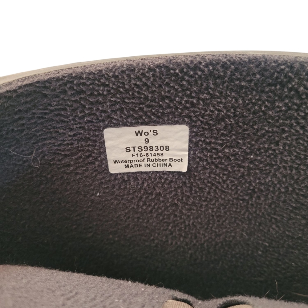 Sperry Black Winter Rain Boots with Adjustable Buckle - Picture 5 of 9